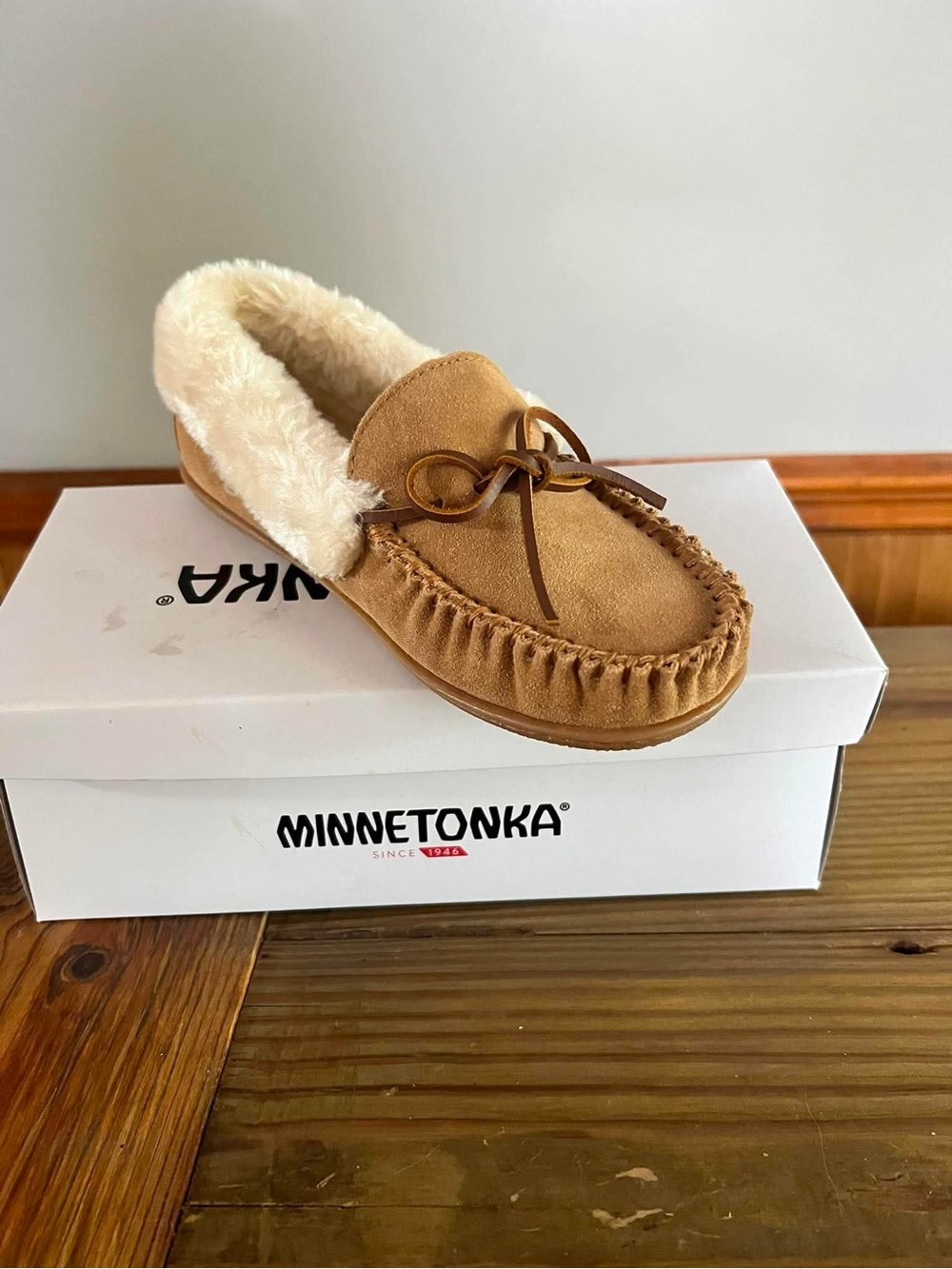 Minnetonka Tan Suede Fleece-Lined Moccasin